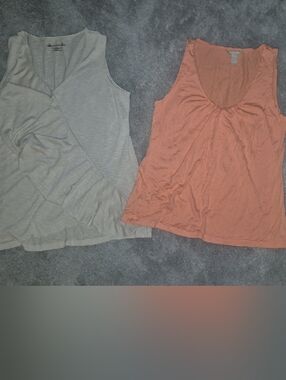 Womens Tank Top Bundle Size Large Tan & Coral Peach